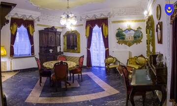 Фото номера Апартаменты с 1 спальней Отель Hotel Pałac Tarnowskich г. Островец-Свентокшиский 2