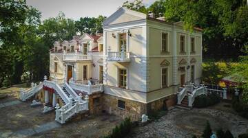 Фотографии Отель Hotel Pałac Tarnowskich г. Островец-Свентокшиский (Польша) №1 Фото Отель Hotel Pałac Tarnowskich г. Островец-Свентокшиский 1