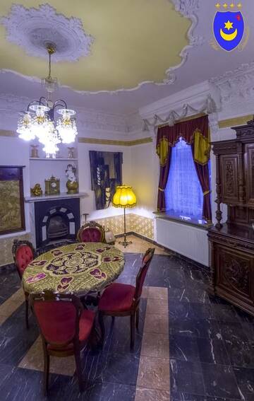 Фото номера Апартаменты с 1 спальней Отель Hotel Pałac Tarnowskich г. Островец-Свентокшиский 3