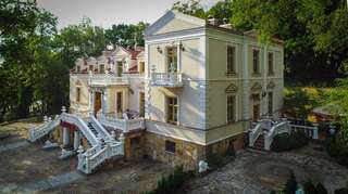 Фото Отель Hotel Pałac Tarnowskich г. Островец-Свентокшиский